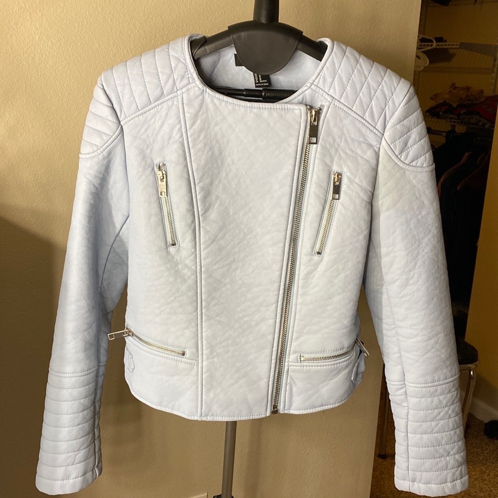 SOLD‼️ Forever 21 Faux Leather Jacket